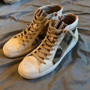 ShuShop High Top Sneakers